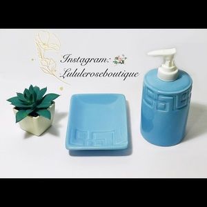 Set 2 Pieces Ceramic Soap Dispenser & Dish Blue